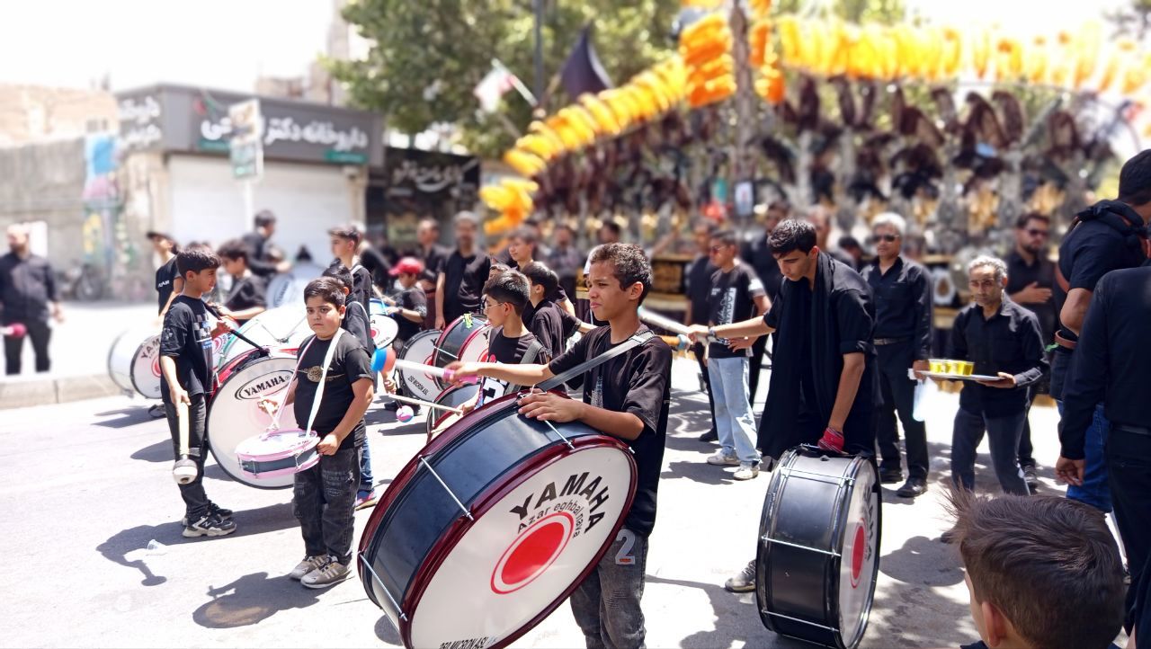 عشق کودکانه به اباعبدالله(ع)