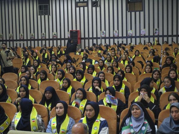 برگزاری یادواره شهدای جنگ ۱۲ روزه در کانون رشد ناحیه 3 کرج 