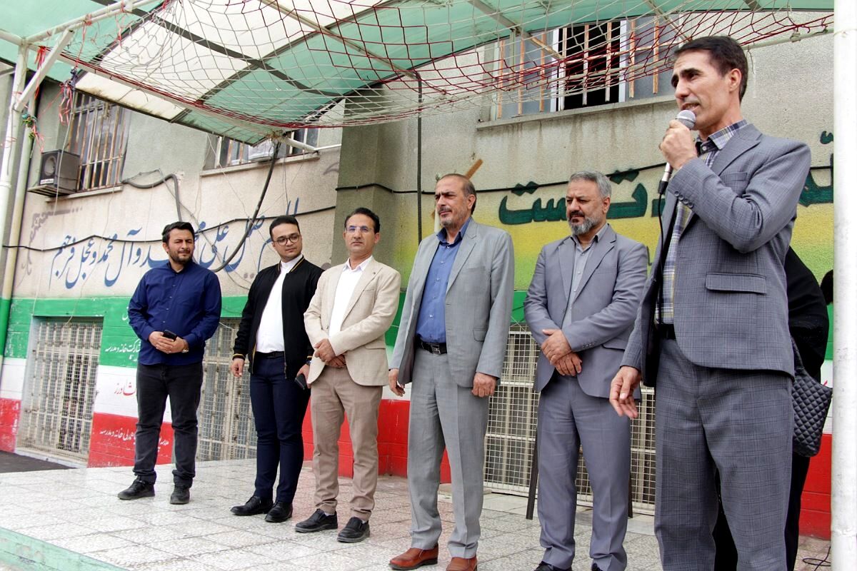 آیین سپاس معلم در بهارستان ۲