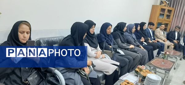 آیین نمادین «سپاس معلم »در ناحیه یک شهرکرد 