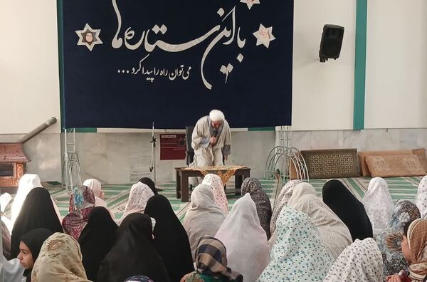 جلسه پرسش و پاسخ معنوی در اعتکاف