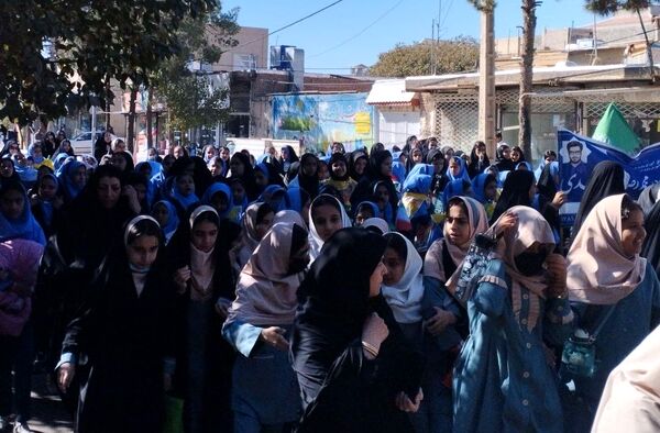 راهپیمایی ۱۳ آبان ماه در شهرستان خلیل‌آباد 