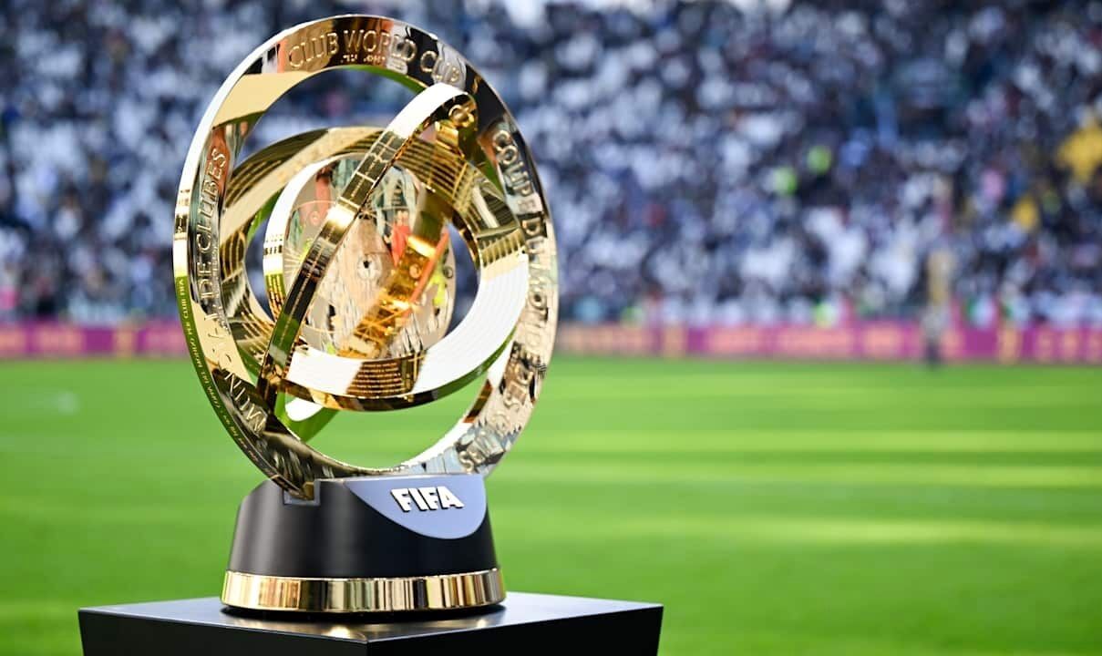 یورش مکزیکی‌ها به لانه زنبورهای آلمانی؛ کهکشانی‌ها مقابل بانوی پیر