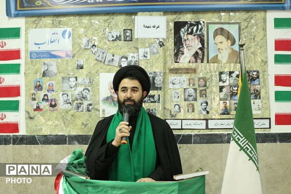 حضور مبلغان دینی در مدارس شهرستان فیروزکوه