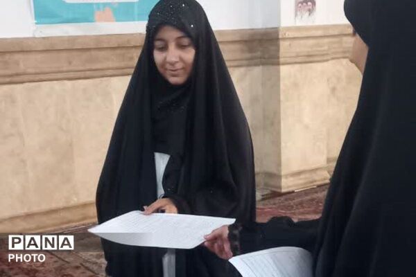 برپایی نمایشگاه فرهنگی به مناسبت پنجم مرداد در مصلی شهرستان قدس 