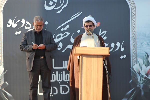 مثل نخل‌هایمان استوار ماندیم 