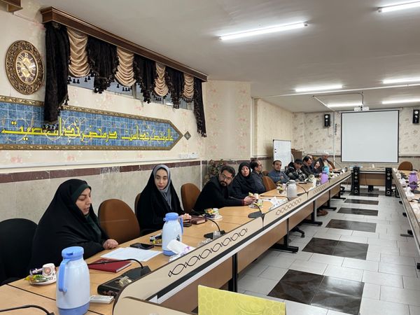 جلسه ارزیابان شناسایی معلمان نمونه شهرستان قدس