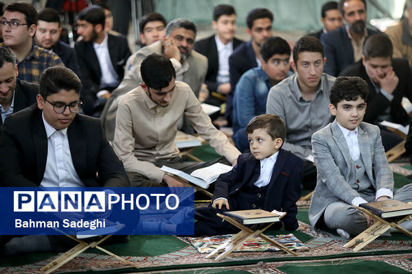 محفل انس با قرآن دانش آموزان و فرهنگیان برگزیده و نخبه قرآنی با حضور وزیر آموزش و پرورش