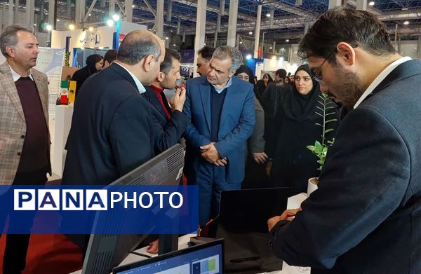 حال و هوای روز دوم نمایشگاه پژوهش و فناوری مشهد