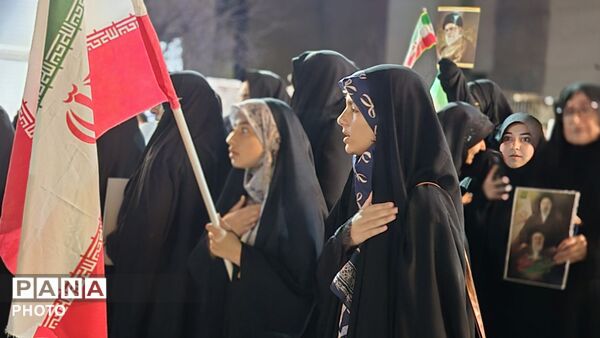 بیعت دهه نودی‌ها در فارسان 