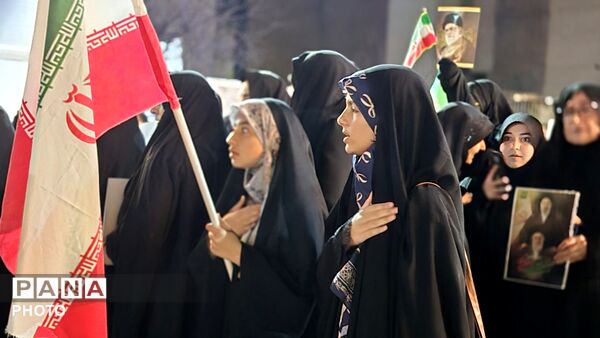 بیعت دهه نودی‌ها در فارسان 