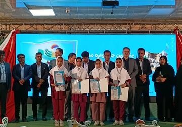 برگزیدگان «جشنواره ملی تئاتر درسی» در میناب معرفی شدند