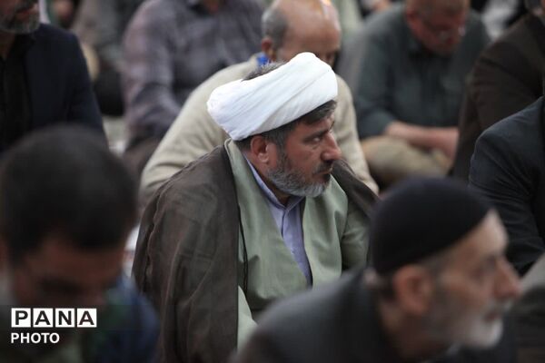 نماز جمعه؛ رنگین‌کمان ایمان و همدلی