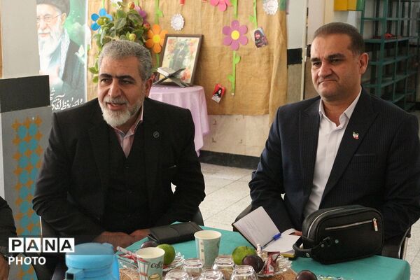 مانور بازگشایی مدارس در فیروزکوه با حضور معاون آموزش متوسطه اداره کل استان تهران
