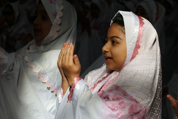 جشن فرشته‌ها، جشن بندگی 