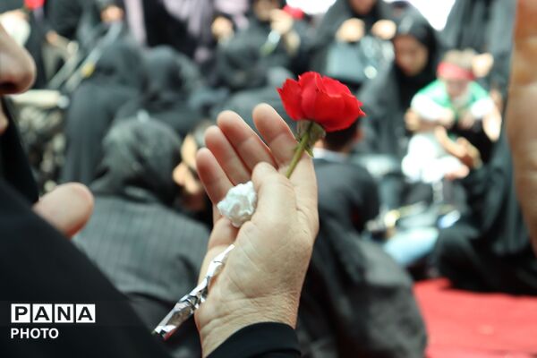 همایش شیرخوارگان حسینی در هیئت جوانان عباسیه اسلامشهر 