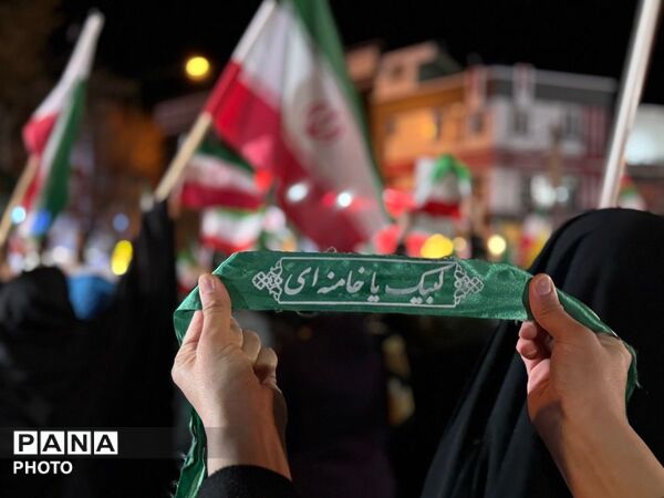 حضور پرشور مردم قروه در نمایش وحدت و همبستگی
