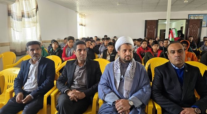 یادواره‌ دانش‌آموز شهید «مهدی احمدیوسفی» در شهرستان عنبرآباد