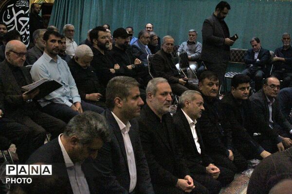 وداع با مادری که سه شهید پروراند و پس از سال ها فراق به آغوش فرزندانش بازگشت