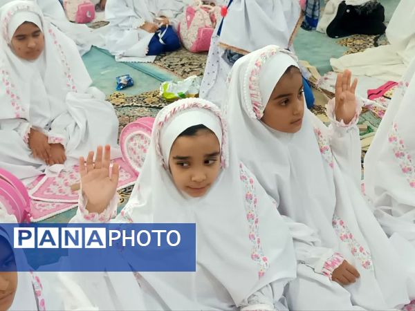 جشن تکلیف دانش‌آموزان دختر شهرستان فهرج 