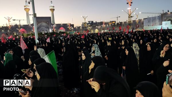 مراسم تشییع پیکر مطهر رهبر معظم انقلاب در جوار ملکوتی حرم امام رضا (ع)