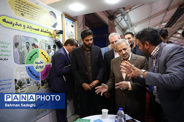 بازدید وزیر آموزش و پرورش از دومین رویداد بین‌المللی الف‌تا