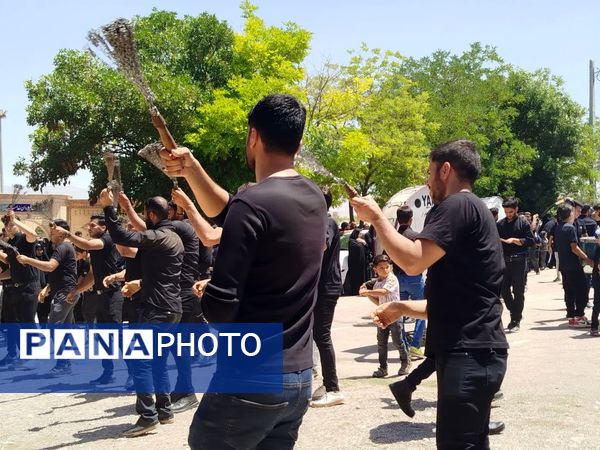 دسته عزاداری ظهر عاشورا در فاروج 