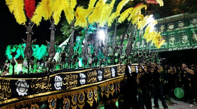 سوگِ دو علمدار؛ یکی در کربلا، یکی در روزگارِ ما