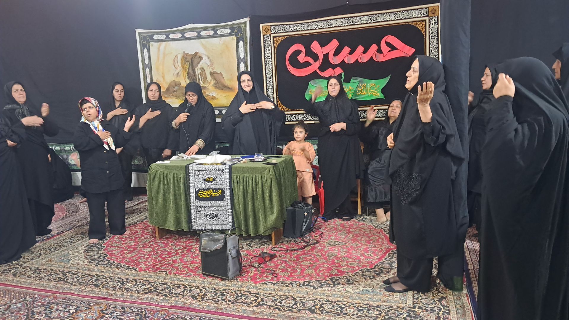 مراسم روضه اهل‌بیت(علیه السلام) در دهه محرم