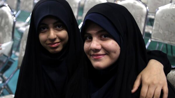 جشن میلاد حضرت فاطمه معصومه (س) و روز دختر در ورزشگاه ۶ هزار نفری انقلاب زنجان 