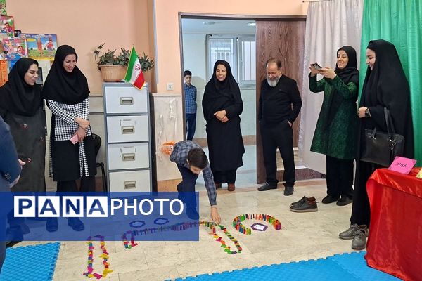 بازدید مسئولان آموزشی مقطع ابتدایی از طرح جابر بن حیان در دبستان ایمان