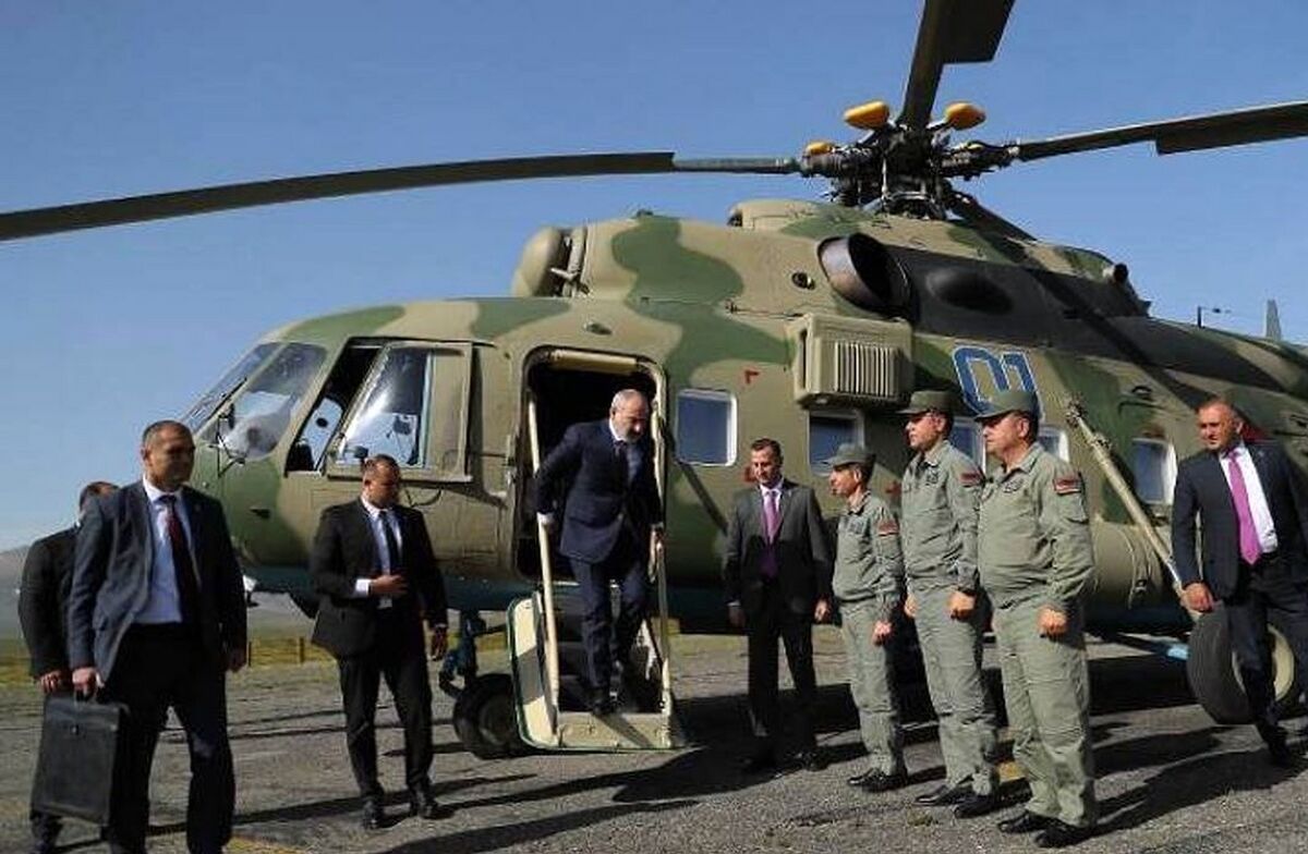 فرود اضطراری بالگرد نخست وزیر ارمنستان