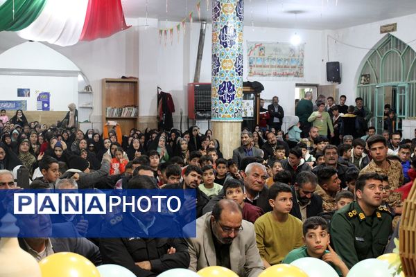 جشن میلاد امام زمان(عج) و گرامیداشت دهه فجر در مسجد بقیة الله شوراب صغیر