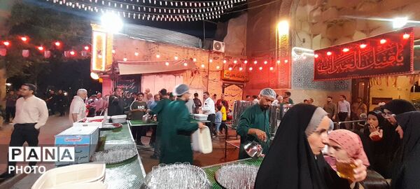 صد و هفتاد و سه شب عطر چای و کرامت؛ «چایخانه حضرت زهرا (س)» همچنان میزبان دل‌های بی‌قرار