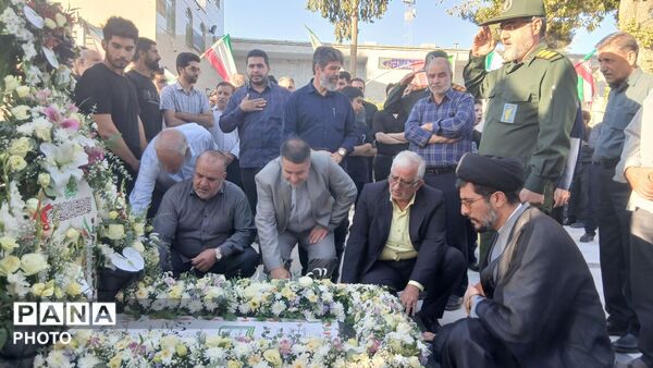 مراسم چهلمین روز شهادت سرهنگ خلبان «یونس حاجی عزیزی»