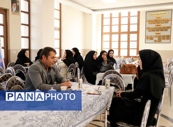 دوره آموزشی تربیت مدرسی برنامه نماد در تبریز