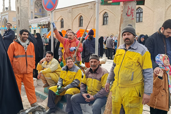 مهمانی کیلومتری نیمه شعبان در کرمانشاه 