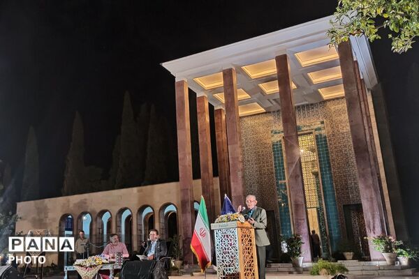 شب شعر طنز شیرازخند ۴