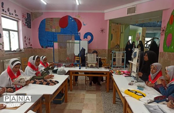 گرامیداشت هفته امور تربیتی در کانون پرورش فکری کودکان و نوجوانان مروست