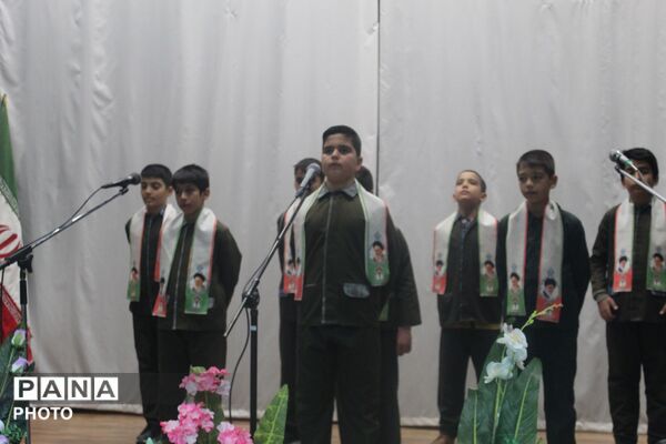 جشنواره سرود مقاومت در فاروج