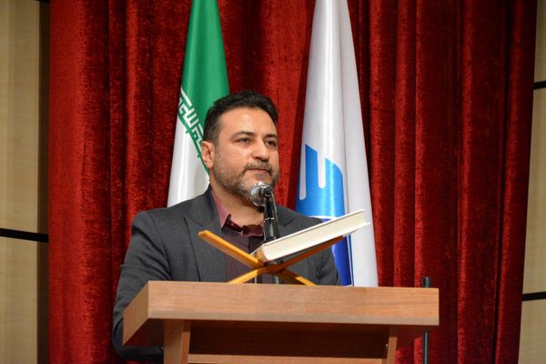 تجلیل از دانش‌آموزان فعال فرهنگی هنری مجتمع آموزشی سما منطقه پردیس 