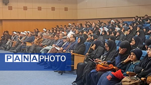 اجلاس استانی نماز: پیوند سجاده با کانون خانواده