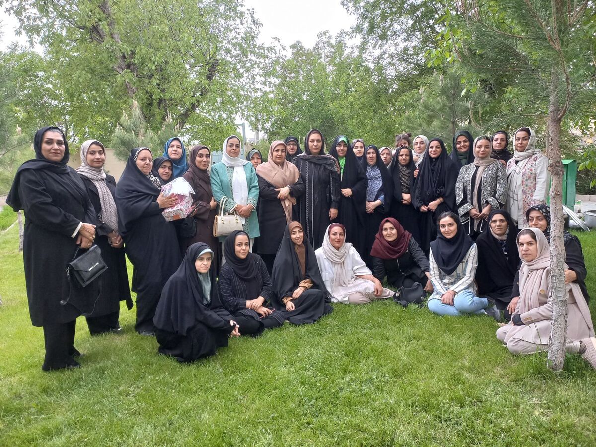 تکریم مقام معلم، انگیزه‌ای تازه برای آموزش با عشق و تعهد