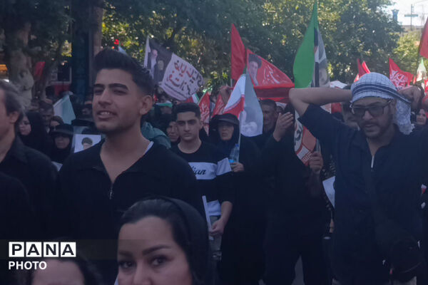 وداع باشکوه با خورشید در شهر خورشید؛ مشهد یکپارچه در سوگ