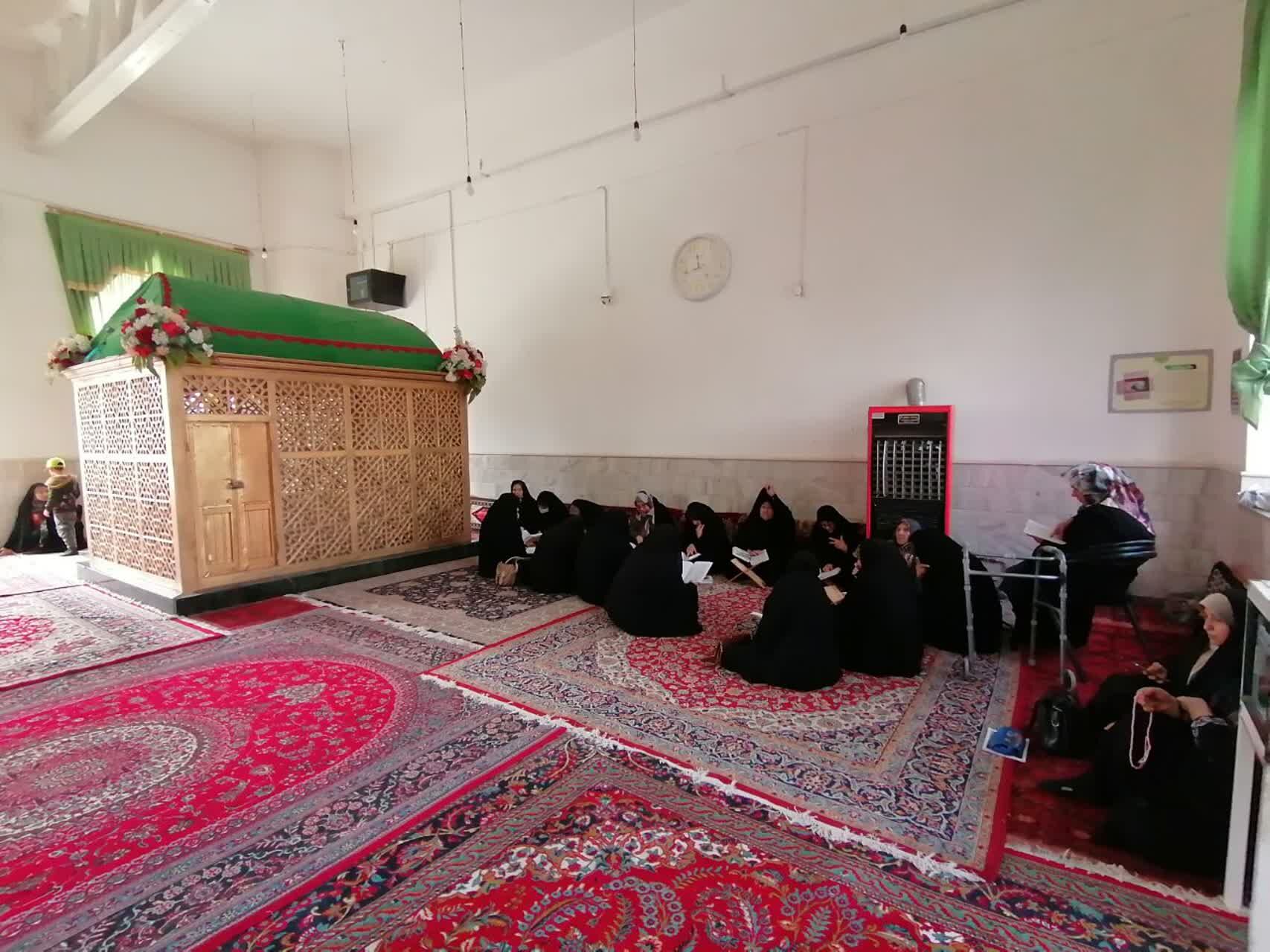 جشنِ اختتامیه کلاس‌های قرآن در امام زاده نقی الهادی (ع) شیروان