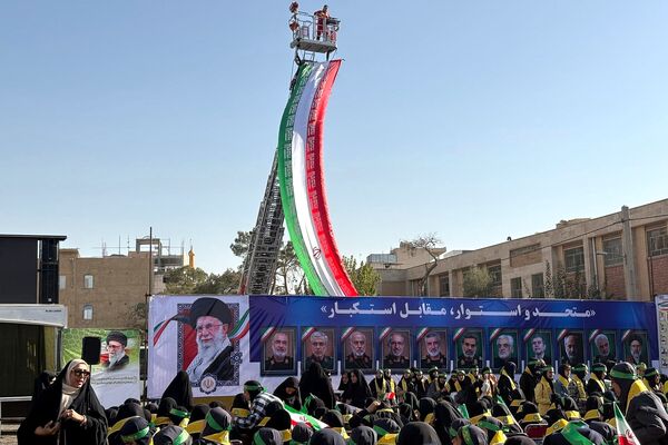 نسل ما، قامتِ استکبار و استعمار شکن است! 