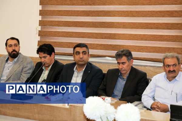 هم‌اندیشی برای ارتقای کیفیت آموزشی در مدارس متوسطه دوم