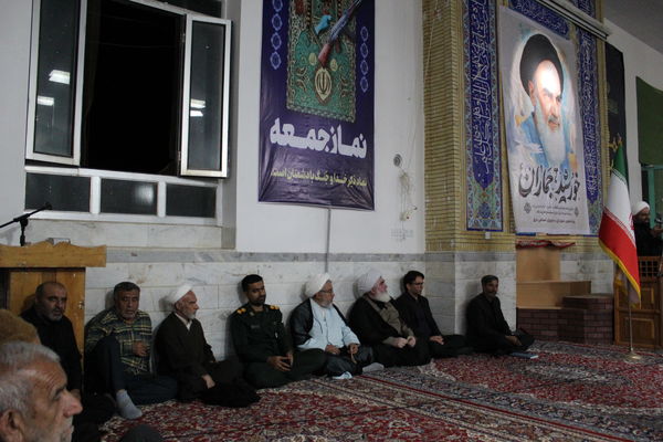 برگزاری مراسم گرامیداشت سالگرد ارتحال امام خمینی (ره) در شهر درق