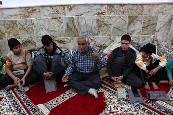 برگزاری حلقه‌های معرفتی صالحین در اعتکاف دانش‌آموزی فهرج