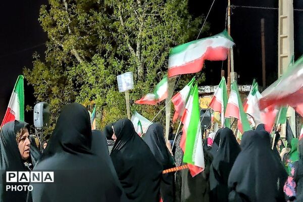 سنگر ما خیابان است 